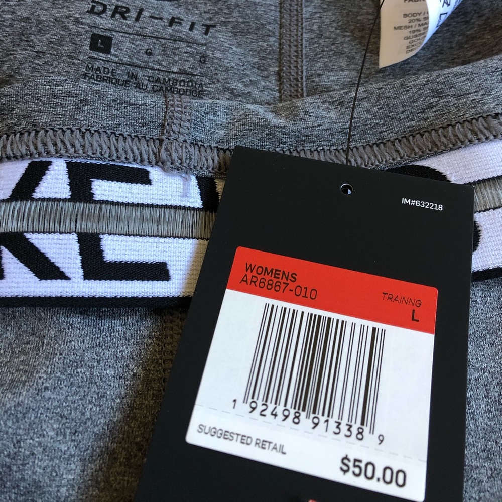 Nike Pro Women’s tight fit 7/8 leggings Gray Large - Picture 5 of 6